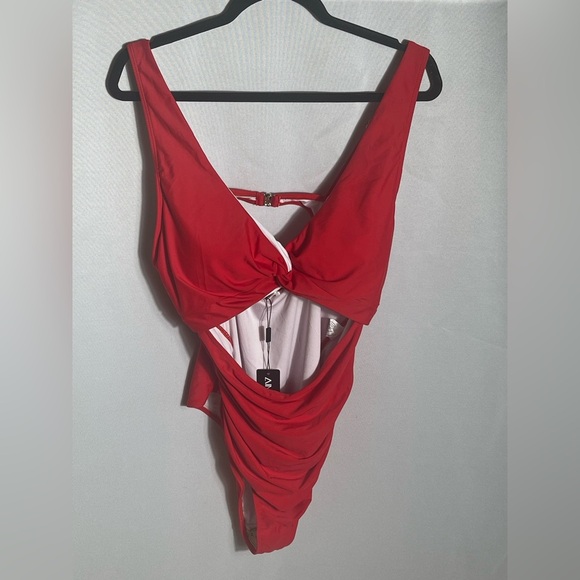AIMAGE Red One Piece Swimsuit XXL Cut Out Twist Front Ruched Tummy Control NWT - Picture 1 of 9